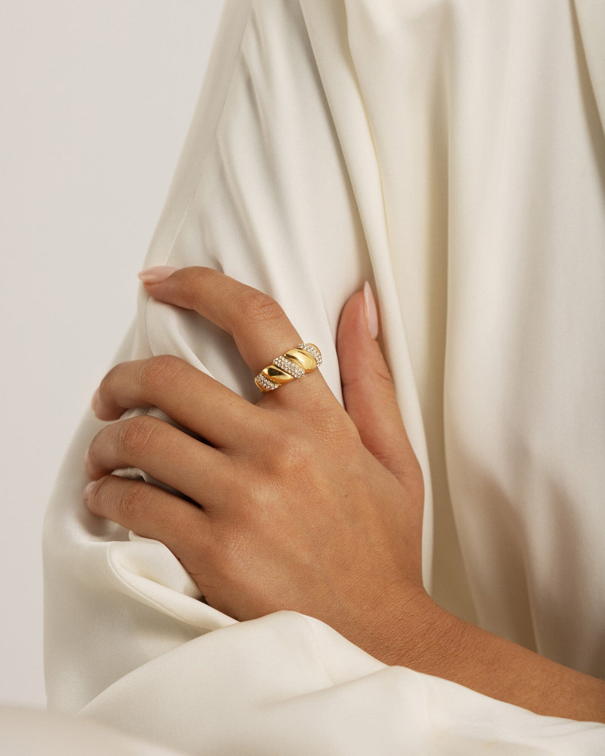 Noela Ring